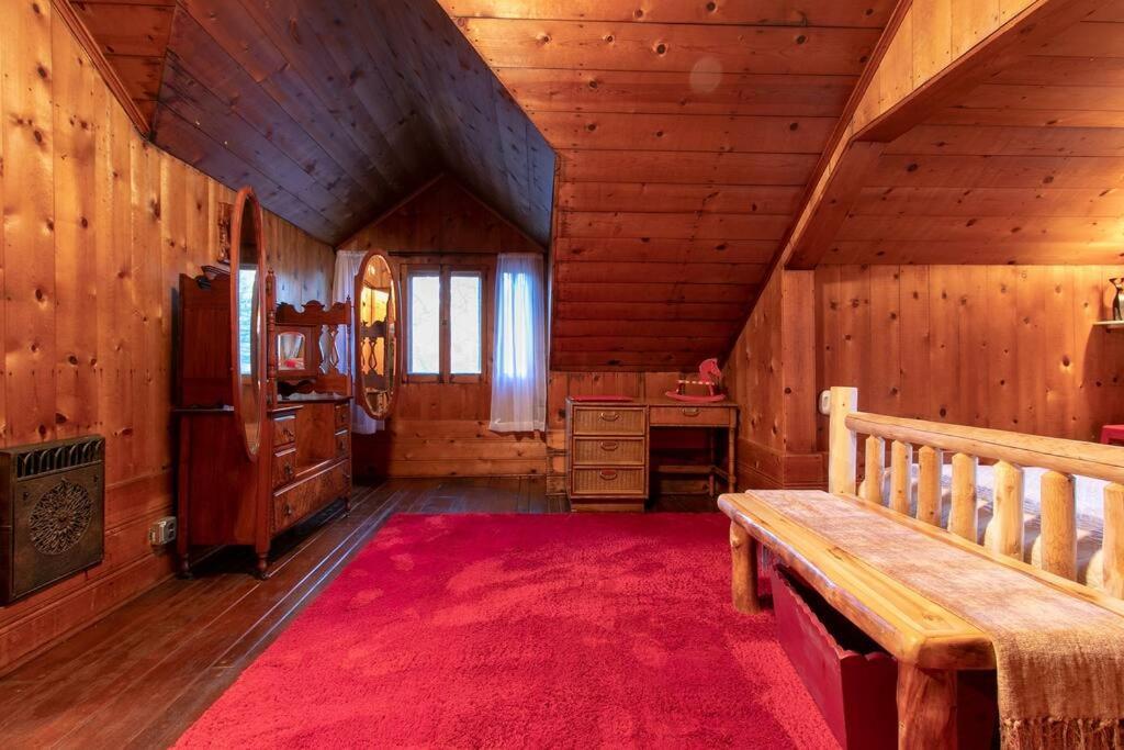 The Lodge At 11 Chimneys Idyllwild Exterior photo
