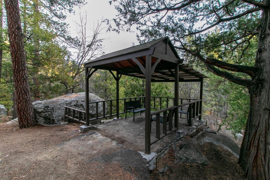 The Lodge At 11 Chimneys Idyllwild Exterior photo