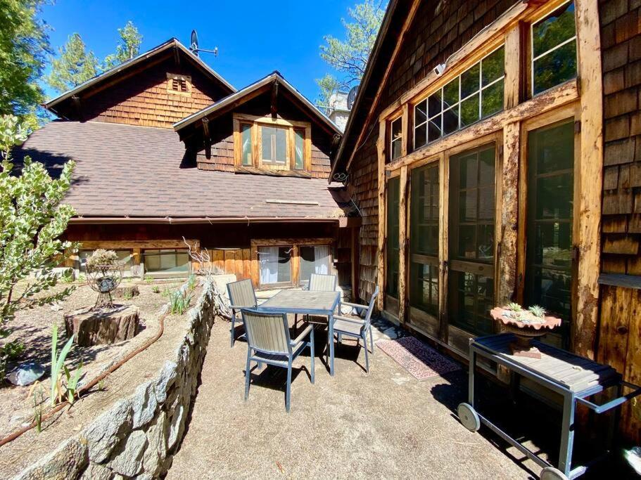 The Lodge At 11 Chimneys Idyllwild Exterior photo